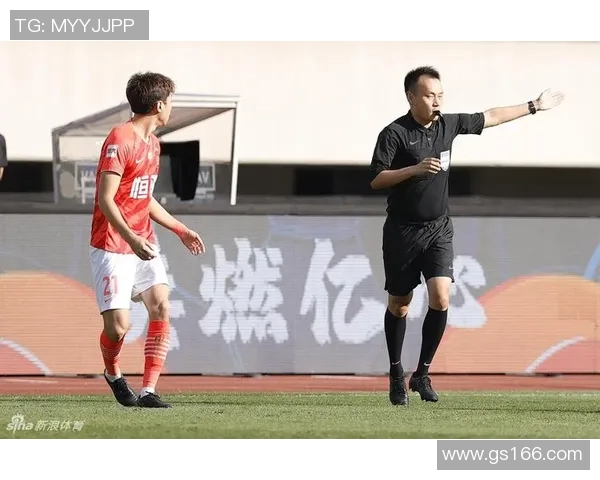 重庆羽毛球队创新盯防策略解析助力竞技水平提升与团队协作优化