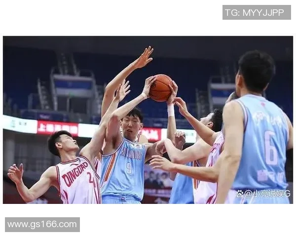 赛后分析：上海篮球队与南京篮球队的团队协作表现与战术探讨