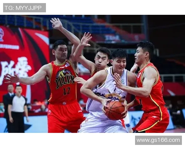 武汉排球队以63分领跑大满贯积分榜展现强劲实力